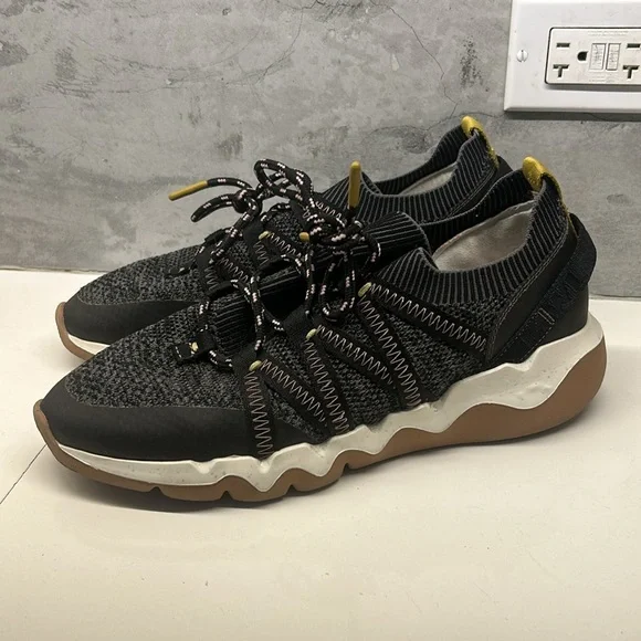 Madewell Knit Sneakers - Picture 5 of 8